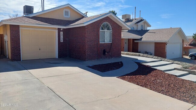 Building Photo - 12124 Fred Carter Dr