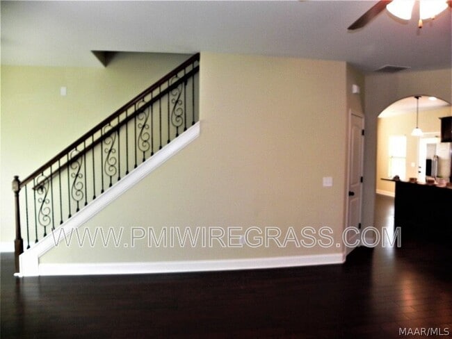 Building Photo - 87 Freedom Heights