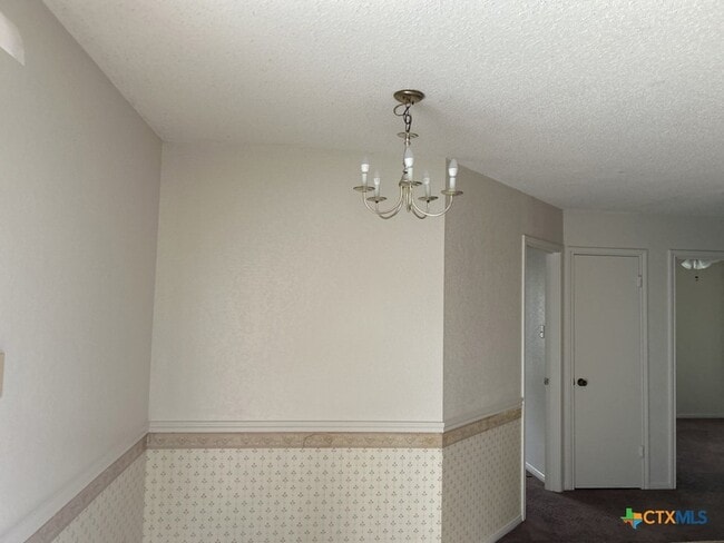 Building Photo - 3502 Plantation Cir