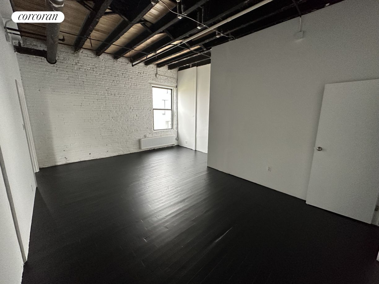 Building Photo - 125 Green St