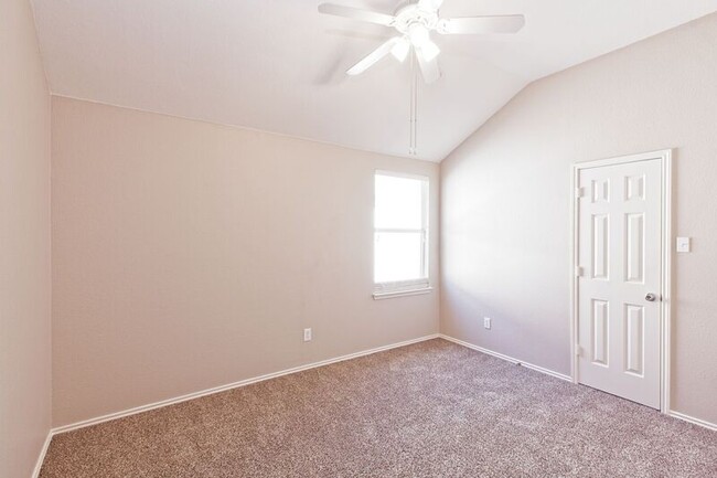 Building Photo - 10129 Placid Dr