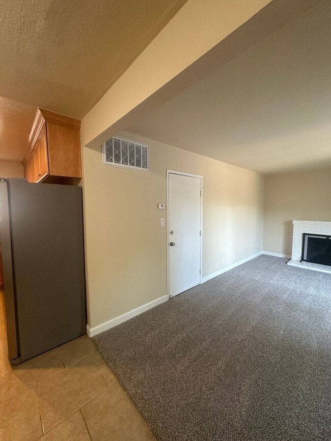 Building Photo - 4309 Ross Ave