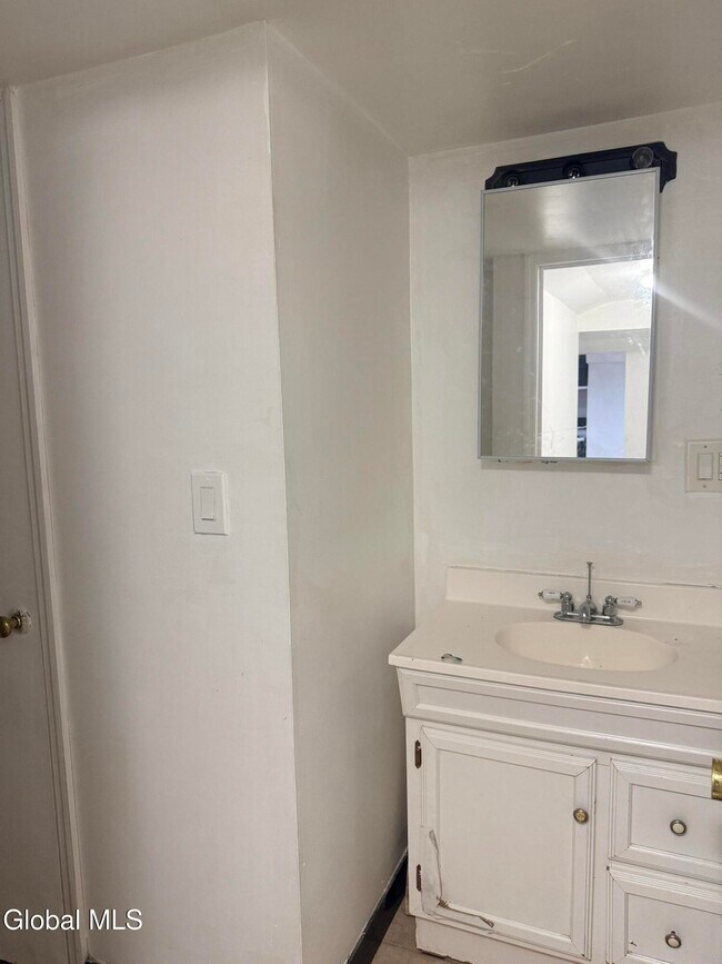 Building Photo - 786 New Scotland Ave