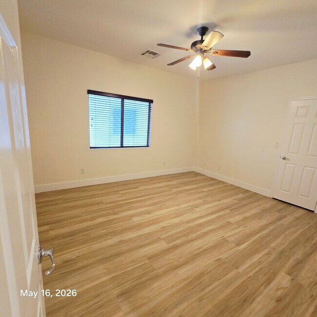 Building Photo - Gorgeous Home For Rent