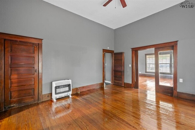 Building Photo - 816 E Gilbert St
