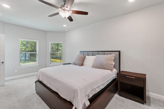 Building Photo - 17104 Coneflower Pl