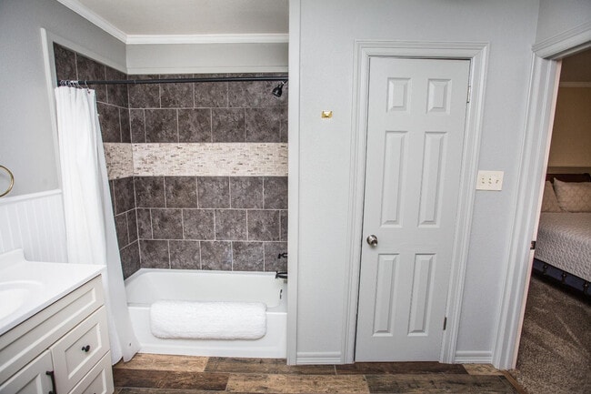 Building Photo - 4407 35th St