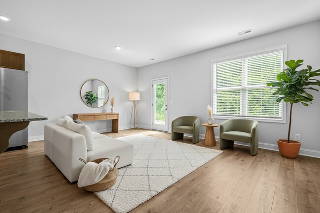 Primary Photo - Move in Special* Sign a 13-month lease & r...