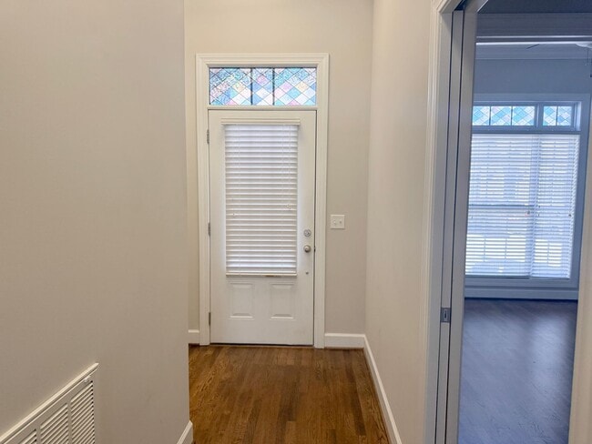 Building Photo - 2 Bedroom / 2 Bath House in Cookeville, TN!