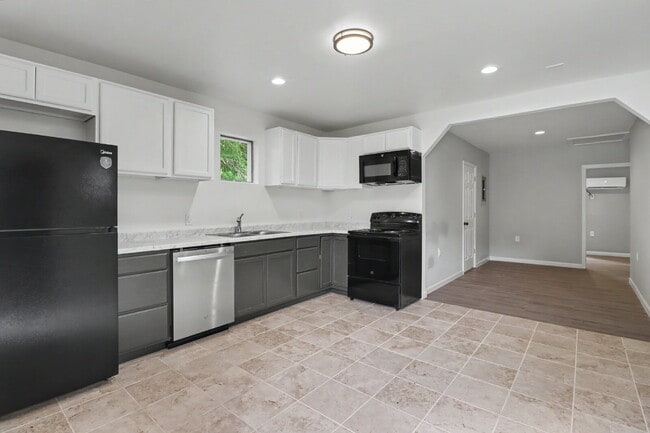 Building Photo - 1 bedroom for rent
