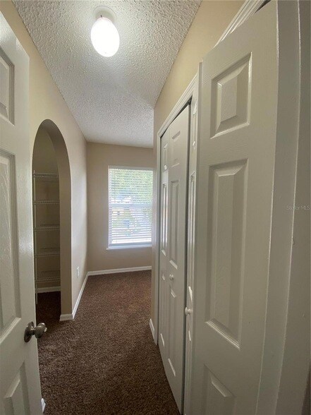 Building Photo - 30302 Double Dr