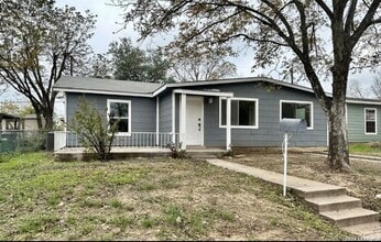Building Photo - 5411 Clark Ave