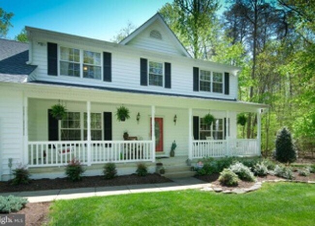 Building Photo - 391 Windermere Dr