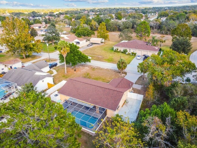 Building Photo - ***PRIVATE HEATED POOL*** Beautiful, Fully-Furnished 3-Bedroom Home Available April 1, 2026!   **...