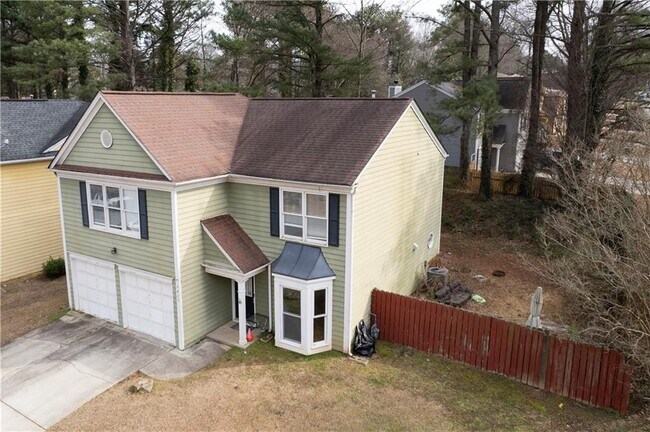 Building Photo - 2825 Binghampton Ln