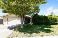 Building Photo - 645 Grider Dr
