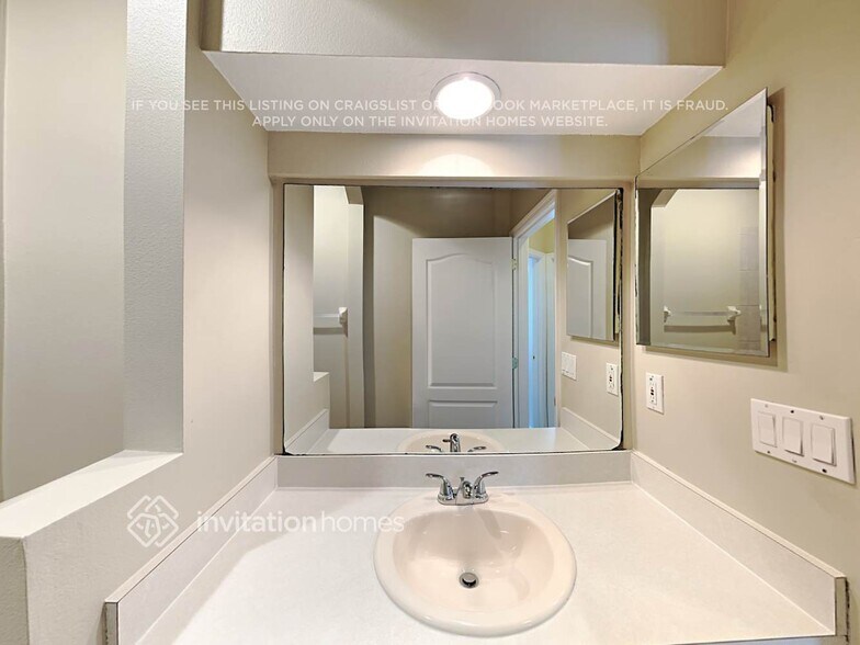 Building Photo - 384 Misty Oaks Run