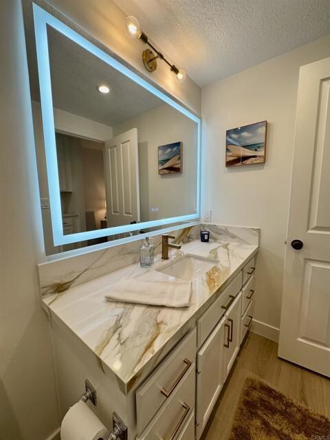 Building Photo - 1562 Camino Del Mar
