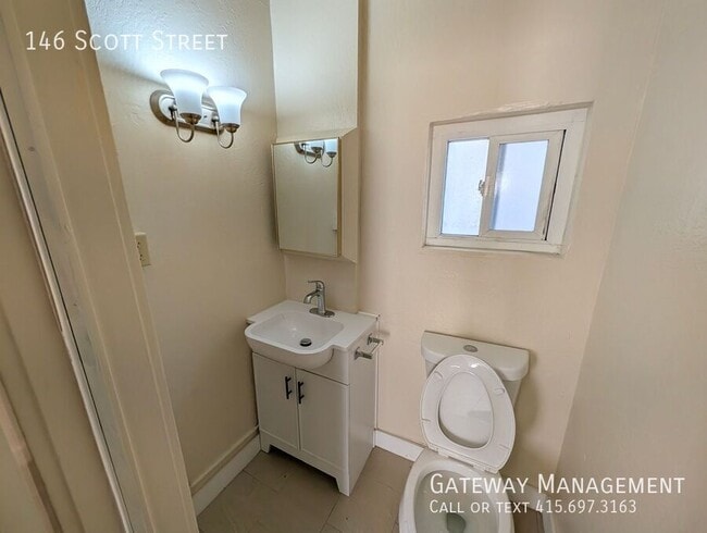 Building Photo - 146 Scott St