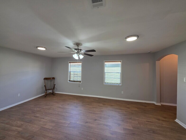 Living Room - 737 N 35th St