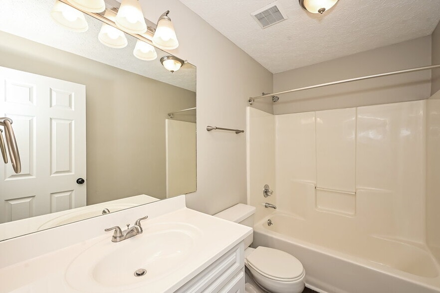 Building Photo - 5340 Village Way