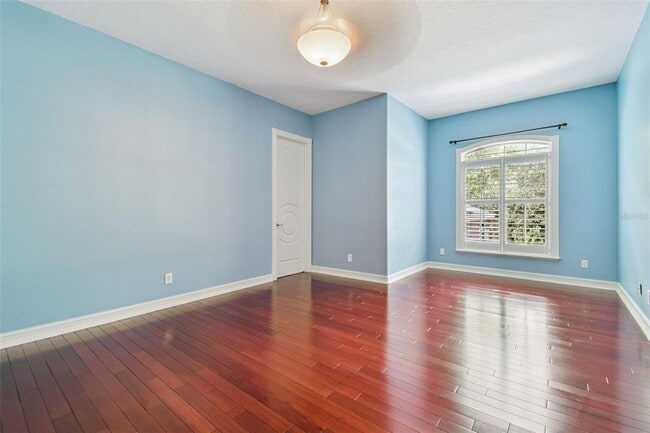 Building Photo - 3020 Kensington Trce