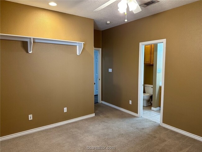 Building Photo - 219 Fraternity Row