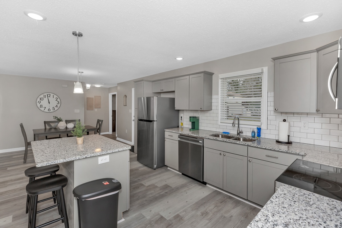 Building Photo - 2700 Sparkman Dr NW