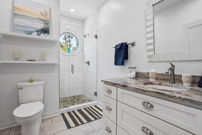 Building Photo - 111 Eleanor Ave