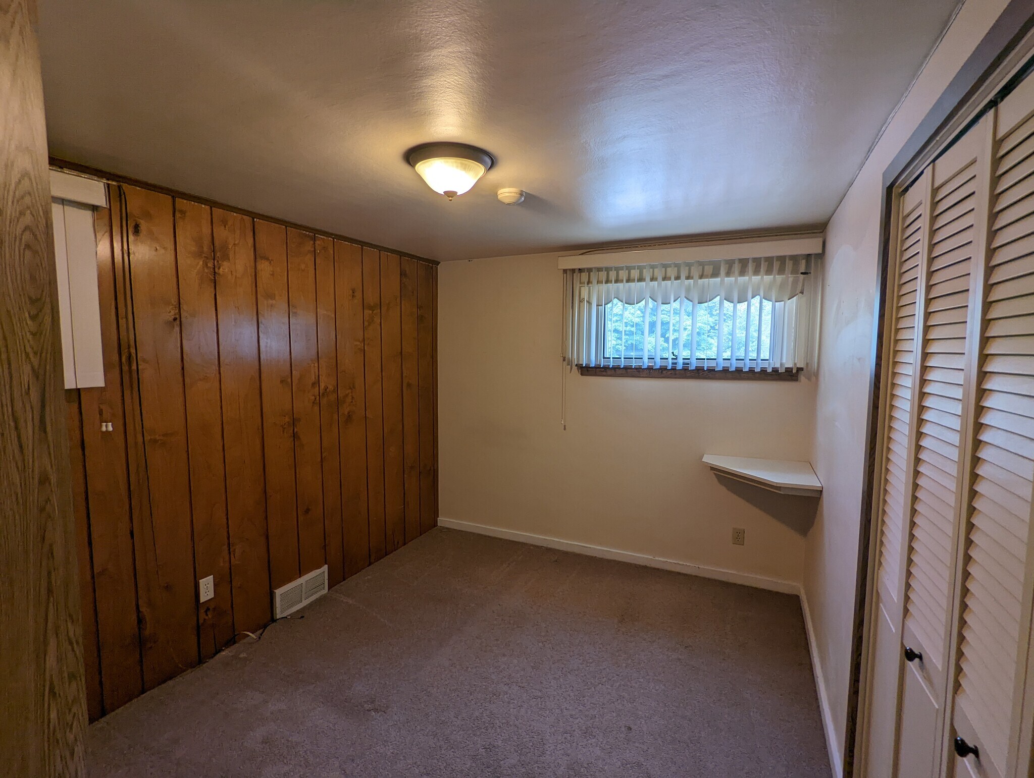 Bedroom three - 275 Lincoln Hall Rd