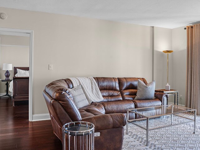 Building Photo - 300 S Duval St