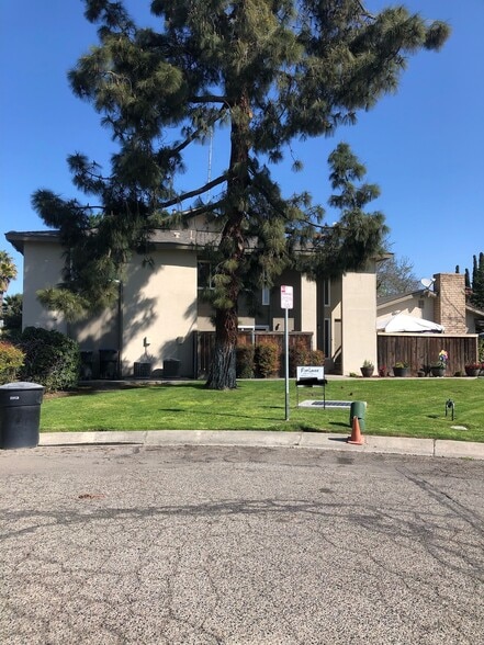 Building Photo - 2706 S Sallee Ct
