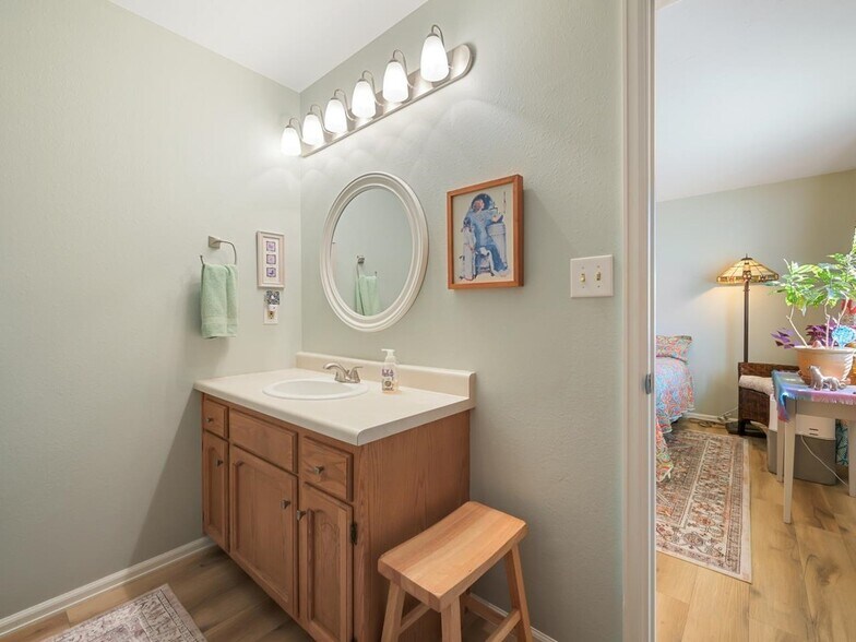 Building Photo - 2981 Bookcliff Ave