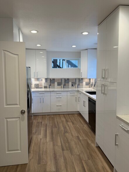 Building Photo - 2821 San Ardo Way