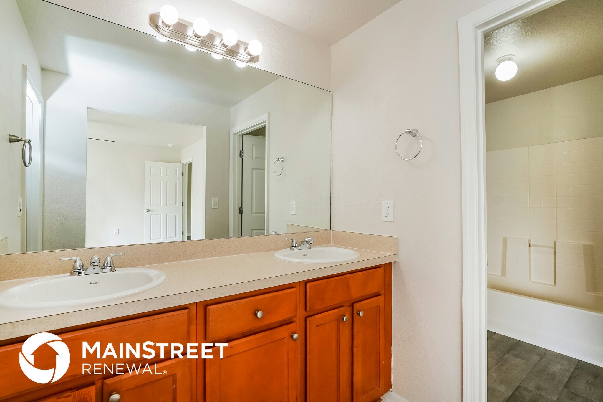 Building Photo - 1336 Japan St