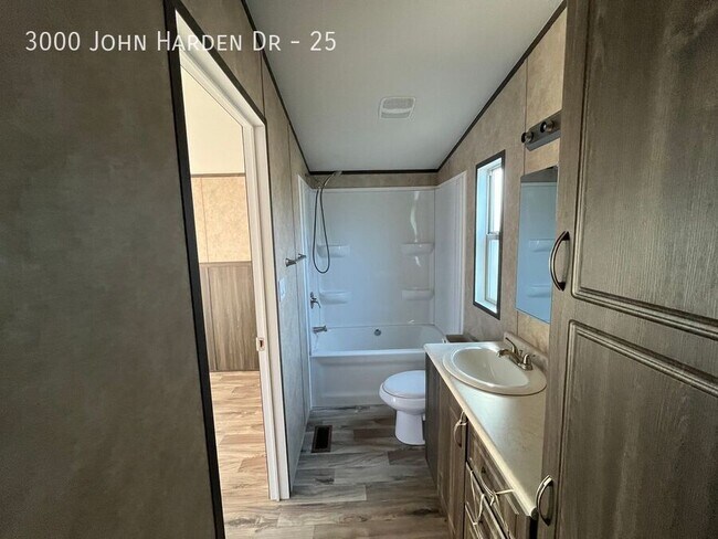 Building Photo - 3000 John Harden Dr