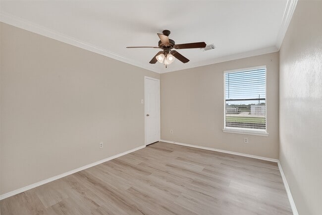 Building Photo - 16111 Soaring Eagle Dr