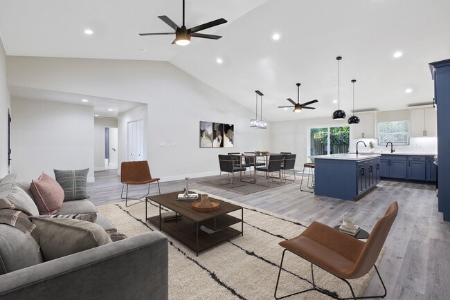 Building Photo - 616 W Vassar Ave