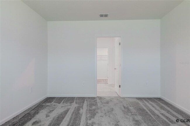 Building Photo - 5005 Worchester Dr
