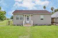 Building Photo - 710 Derbigny St