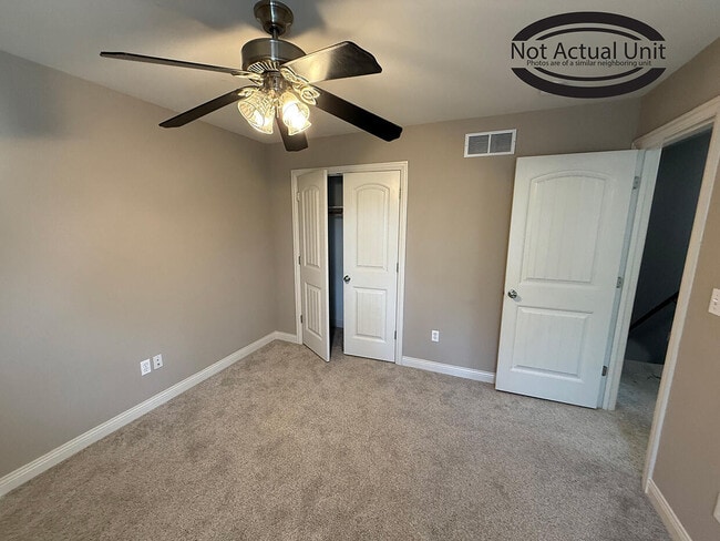 Building Photo - 7381 Arratt Ct