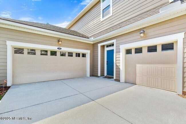 Building Photo - 350 Brambly Vine Dr