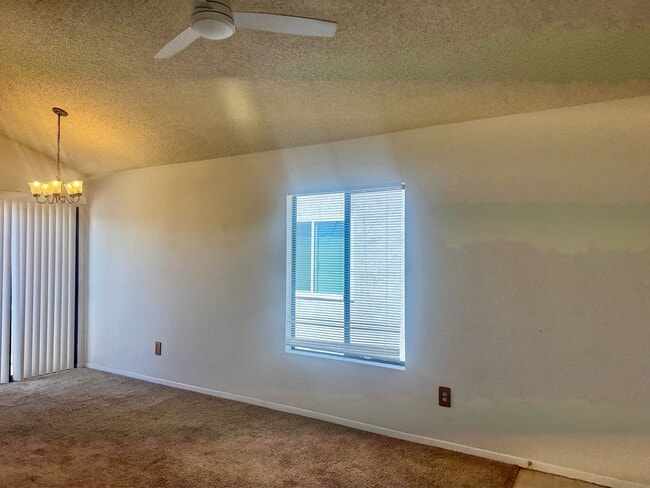 Building Photo - 4576 Hawley Blvd