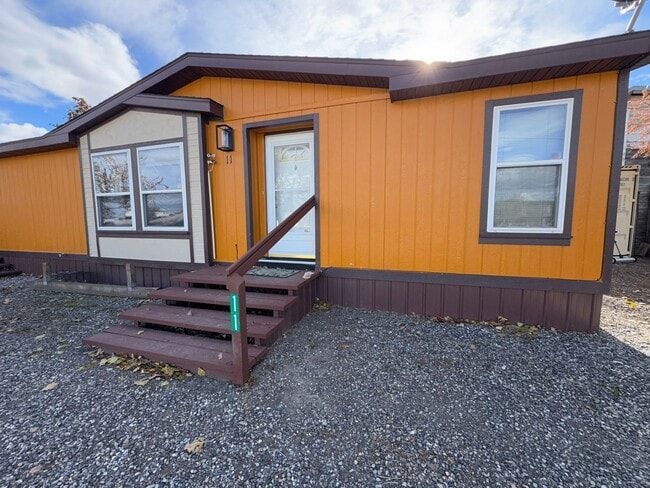 Primary Photo - Comfortable 2-Bed, 1-Bath Home in Reed Poi...