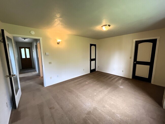 Building Photo - 3747 Trinity St