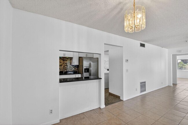 Building Photo - 4723 Sable Pine Cir