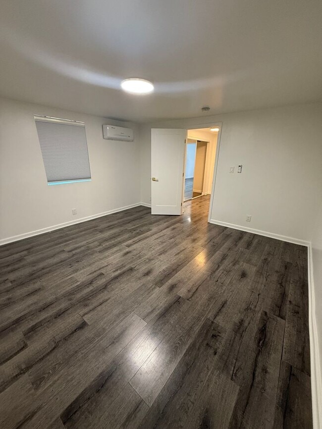 Building Photo - 6051 Melvin Ave
