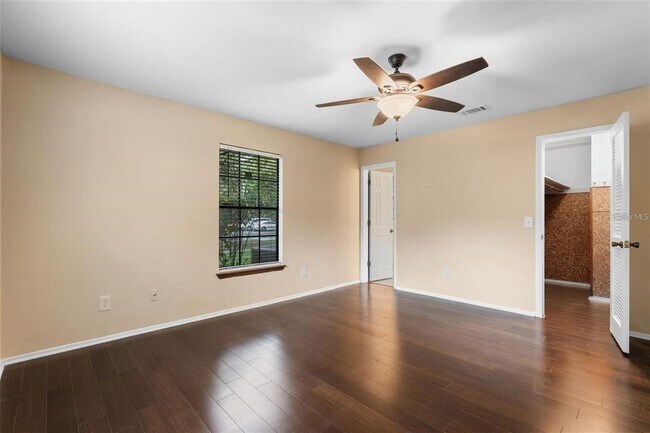 Building Photo - 4772 Lake Ridge Rd