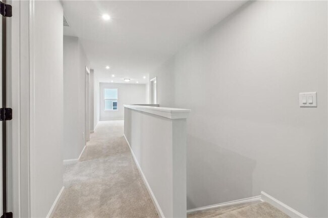 Building Photo - 2072 Buice Lake Pkwy