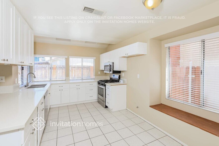 Building Photo - 23476 Seafarer Way